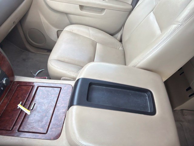 Used 2012 Chevrolet Suburban LTZ AWD/4WD image 27