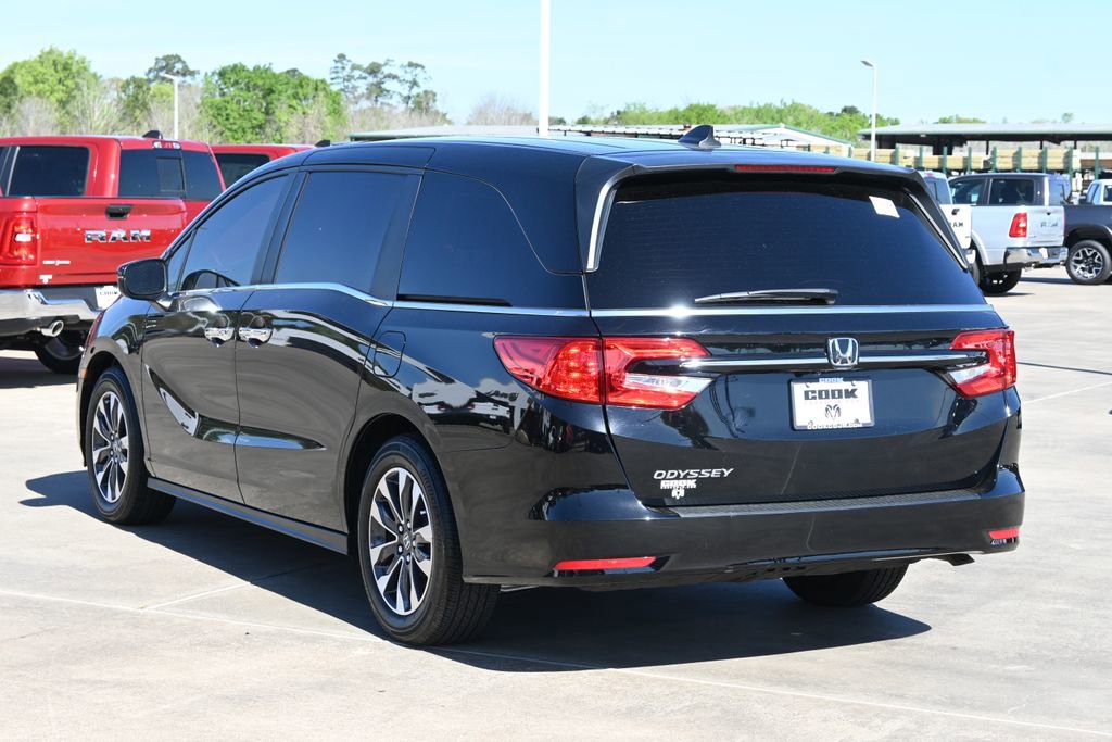 Used 2024 Honda Odyssey EX-L image 3