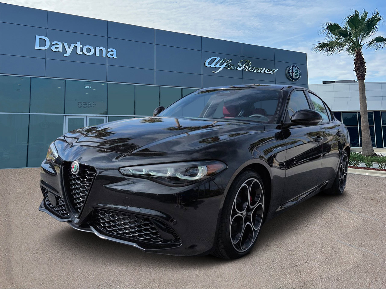 New 2026 Alfa Romeo Giulia w/ Driving Assist Package RWD image 7