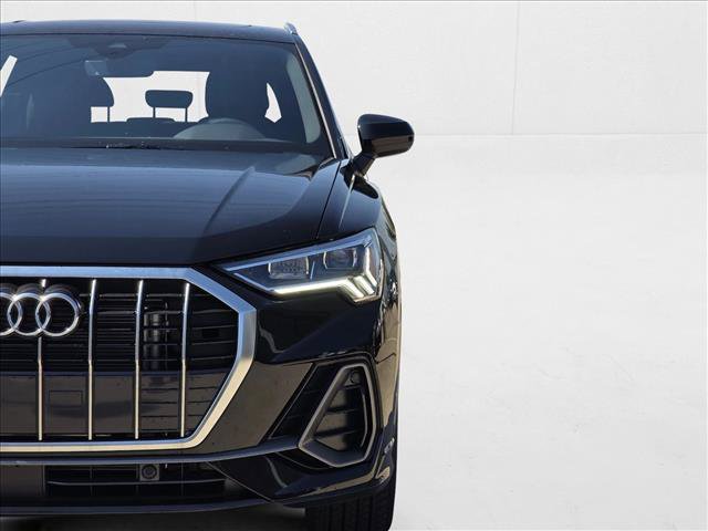 New 2025 Audi Q3 2.0T Premium w/ Convenience Package AWD/4WD image 10