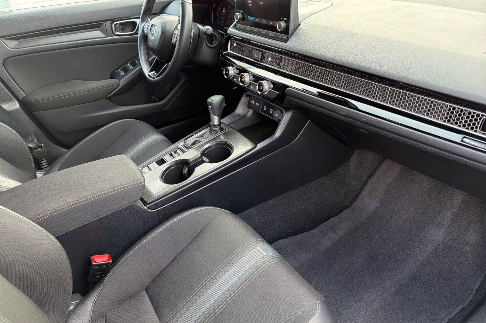 Used 2025 Honda Civic Sport image 14