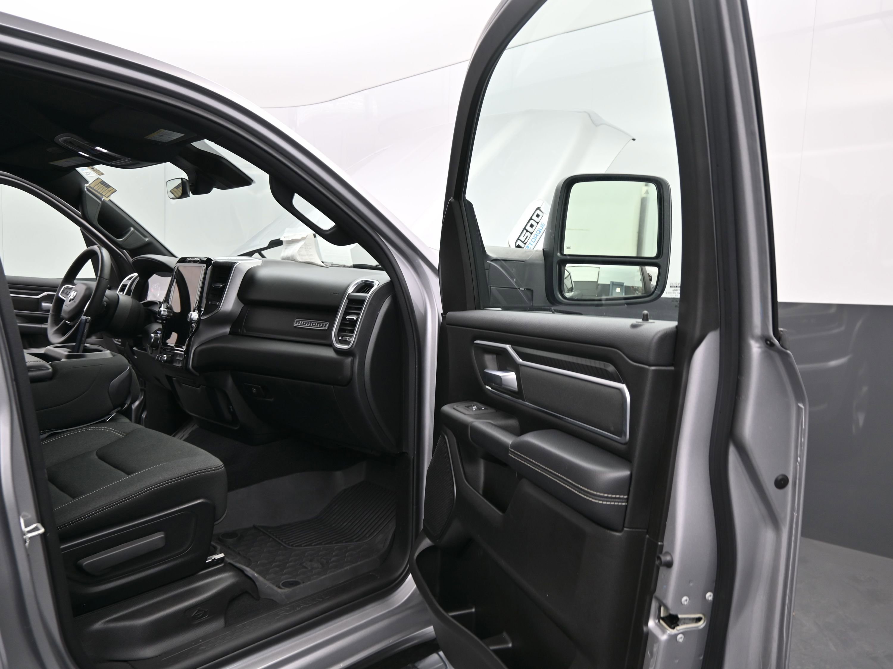 Used 2025 RAM 1500 Big Horn image 22