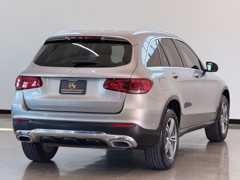 Used 2021 Mercedes-Benz GLC 300 w/ Premium Package image 7