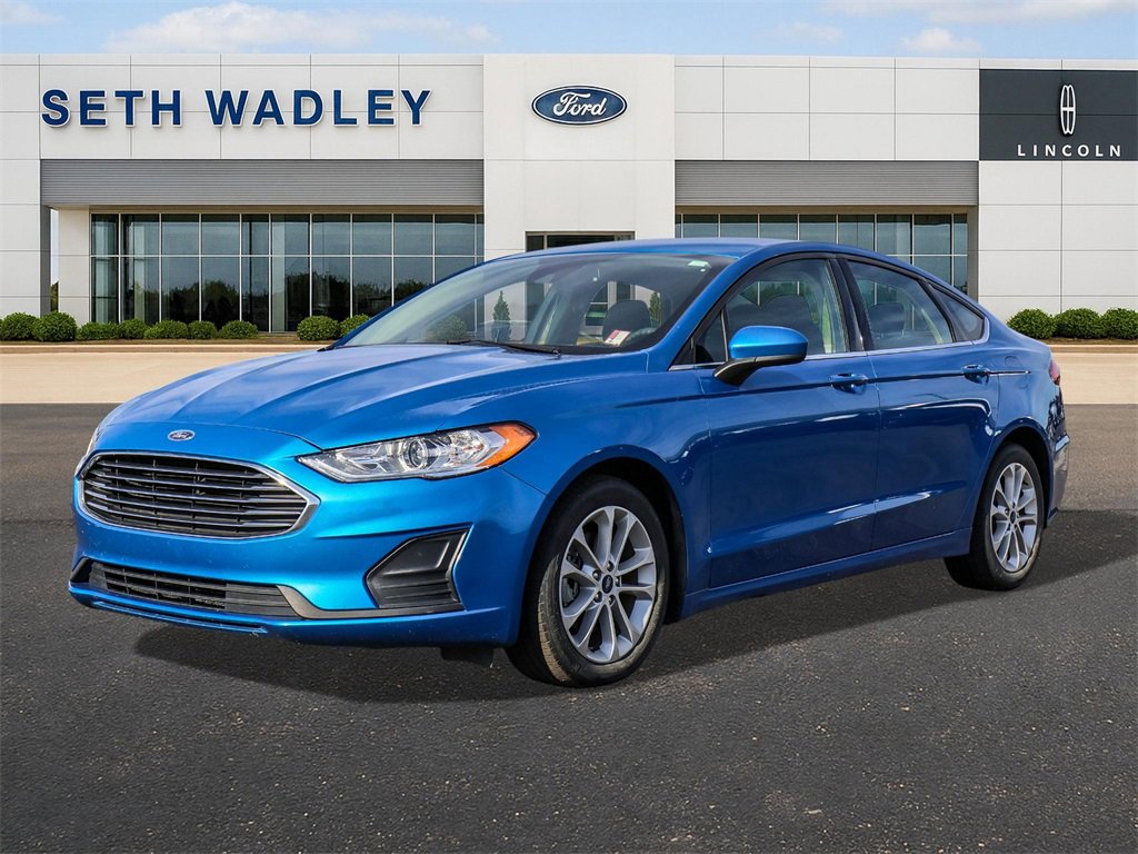 Used 2020 Ford Fusion SE image 3