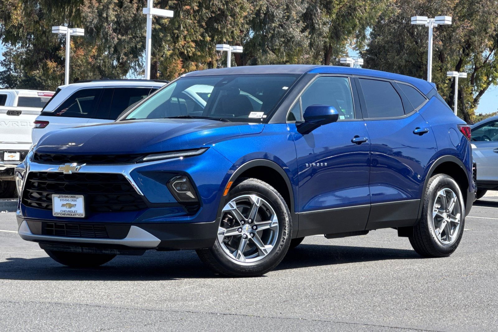 Used 2023 Chevrolet Blazer LT image 9
