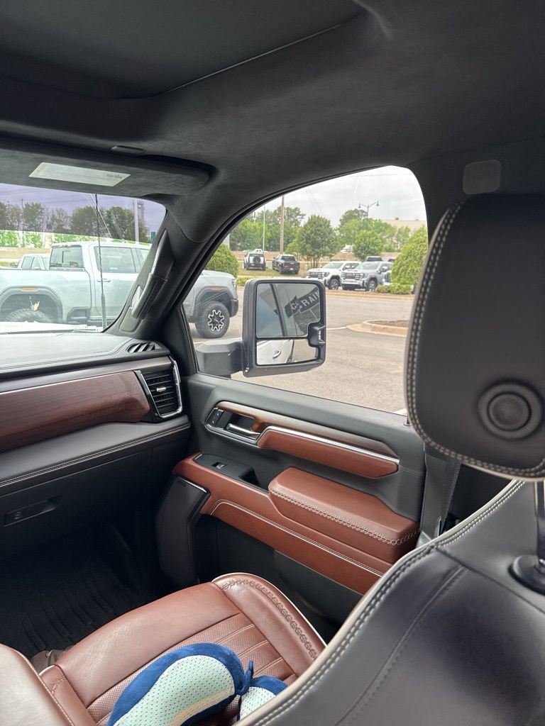 Used 2024 GMC Sierra 2500 Denali Ultimate w/ Max Trailering Package image 7