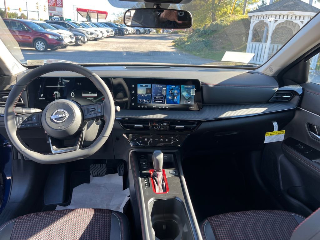 New 2026 Nissan Kicks SR w/ Cold Weather Package image 13