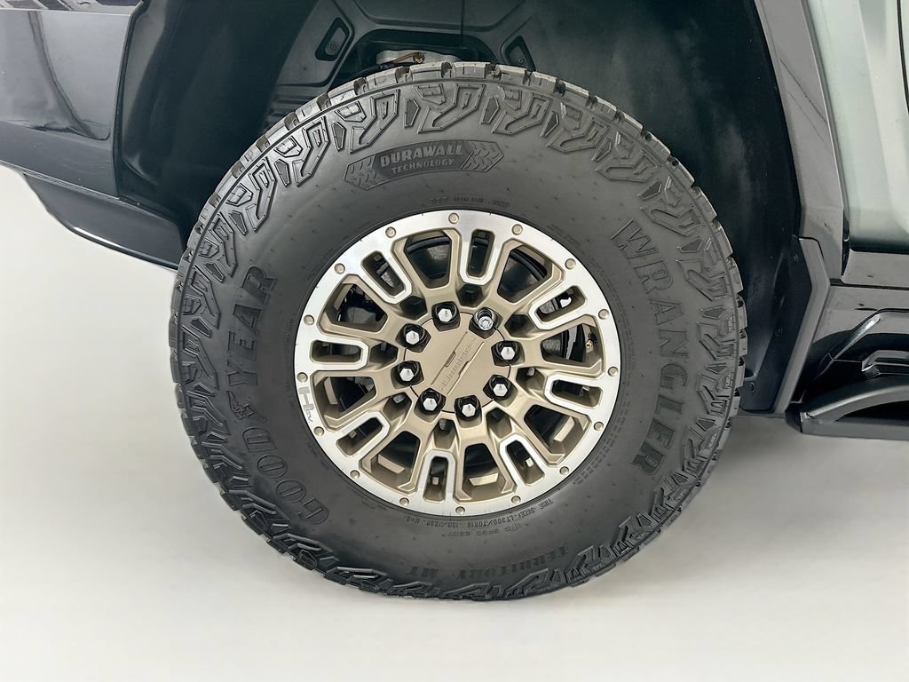 Used 2024 GMC Hummer EV 3X w/ Extreme Off-Road Package AWD/4WD image 32