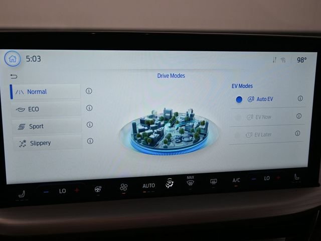 New 2025 Ford Escape SE w/ PHEV Premium Package FWD image 29