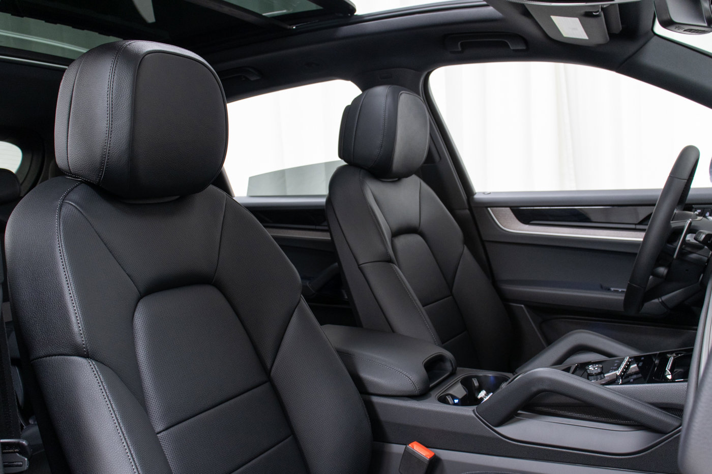 New 2025 Porsche Cayenne image 23