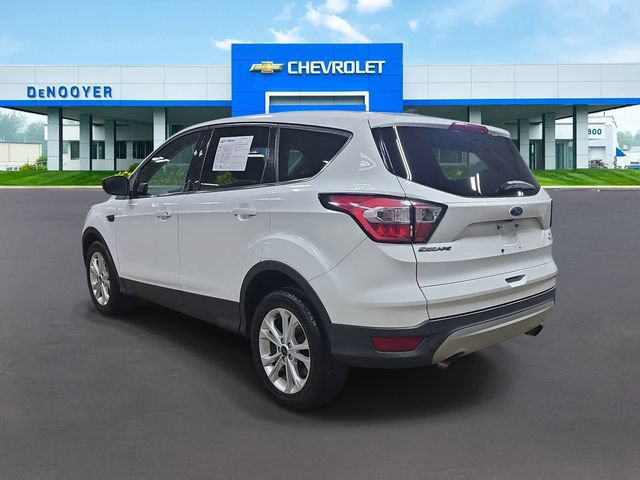 Used 2017 Ford Escape SE FWD image 9