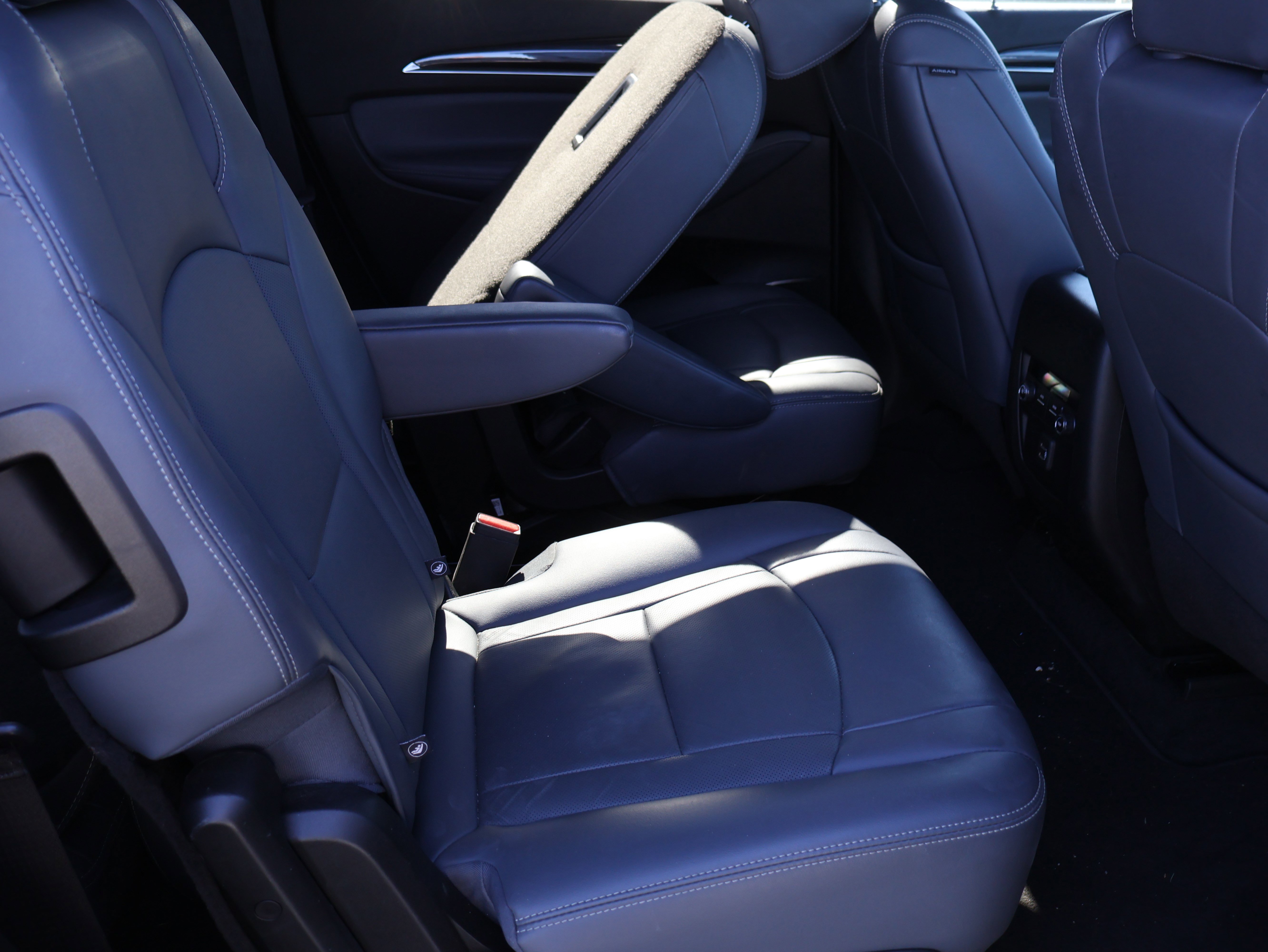 Used 2023 Buick Enclave Essence w/ Experience Buick Package image 13