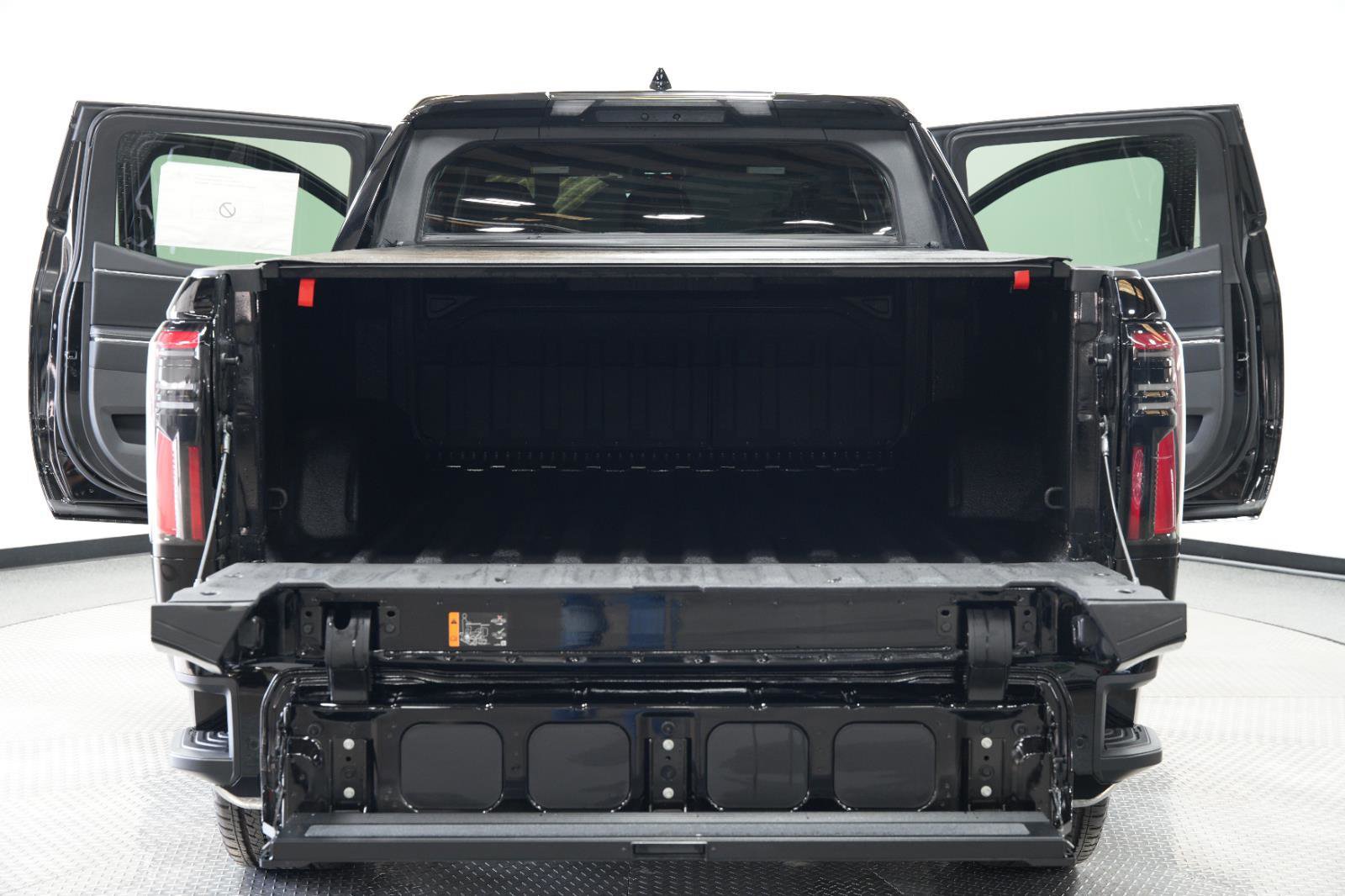 New 2025 GMC Sierra EV Denali image 13