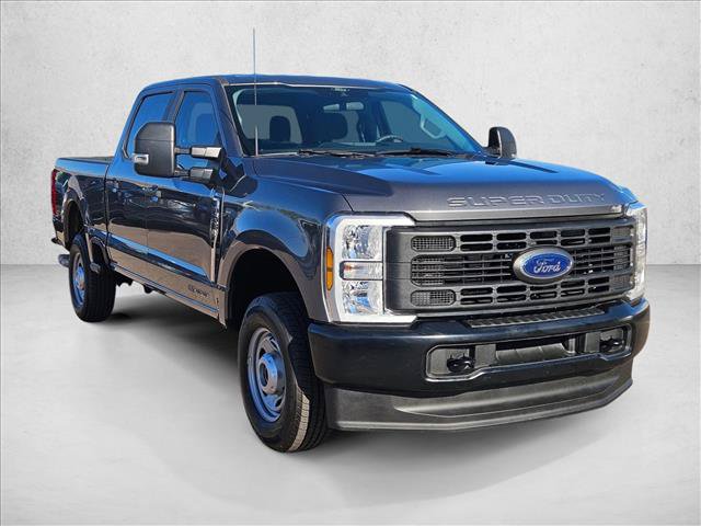 Certified 2025 Ford F250 XL AWD/4WD video 3