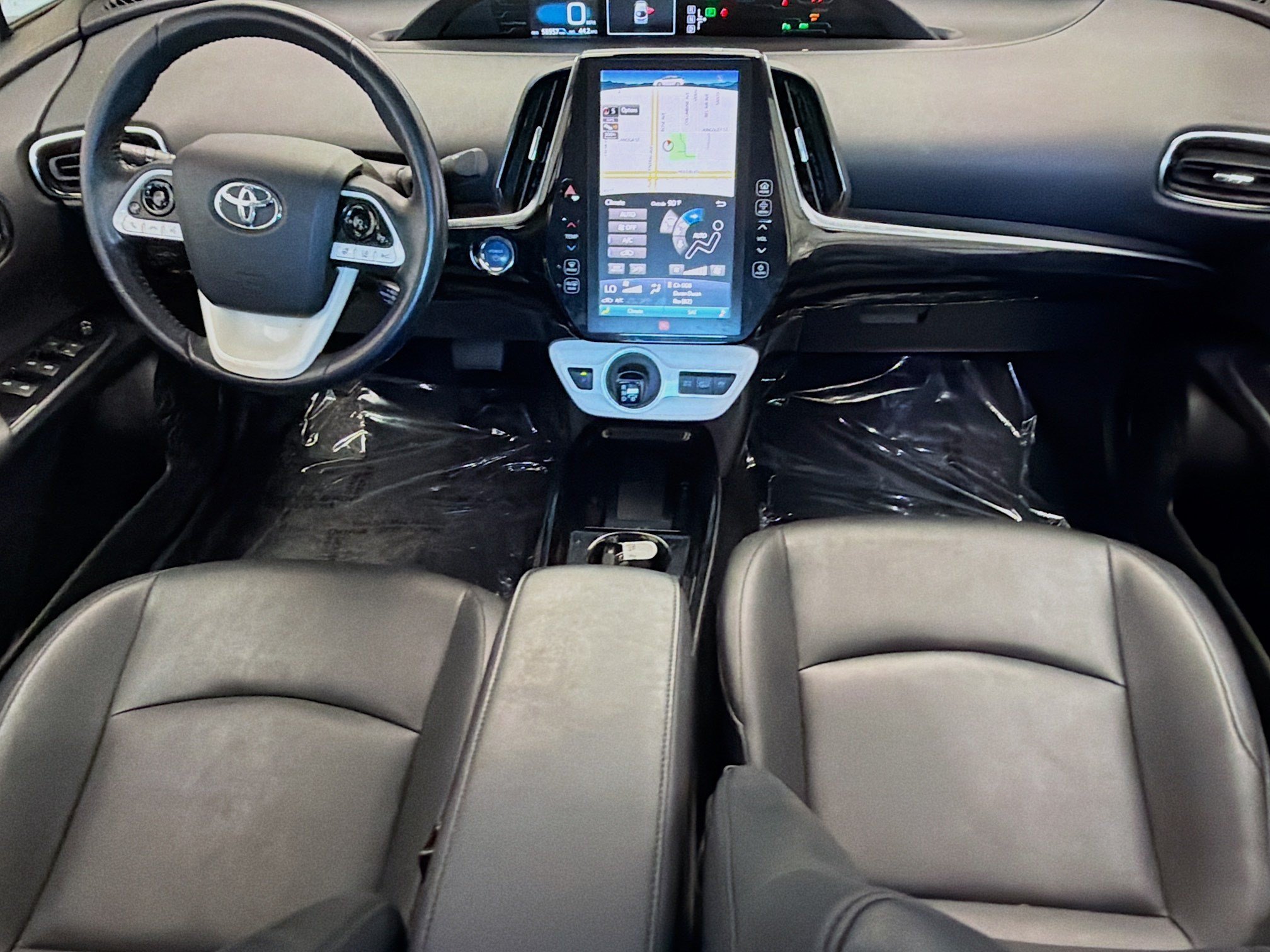 Used 2017 Toyota Prius Prime Advanced w/ Carpet Mat Package FWD image 12