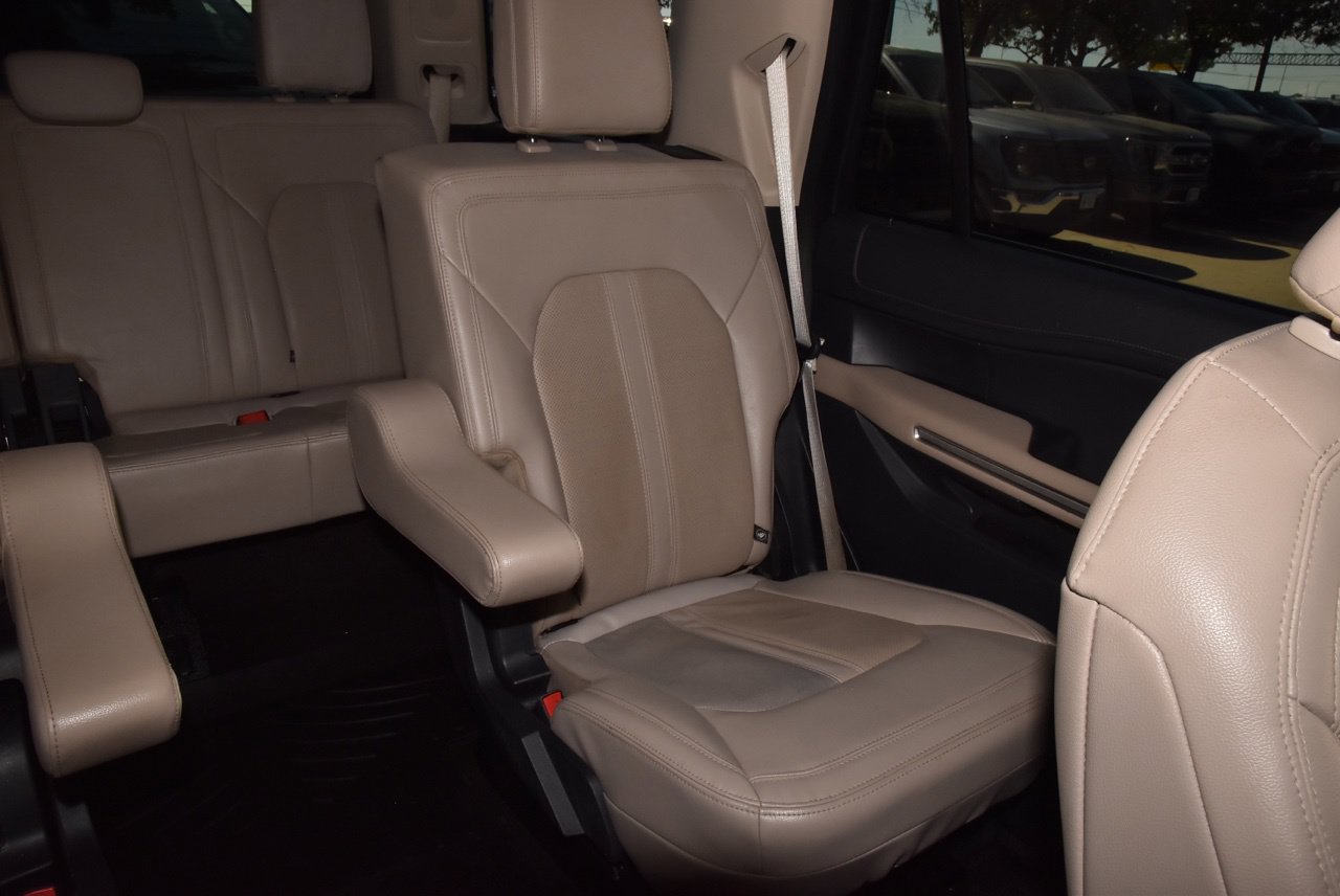 Used 2022 Ford Expedition Limited RWD image 22