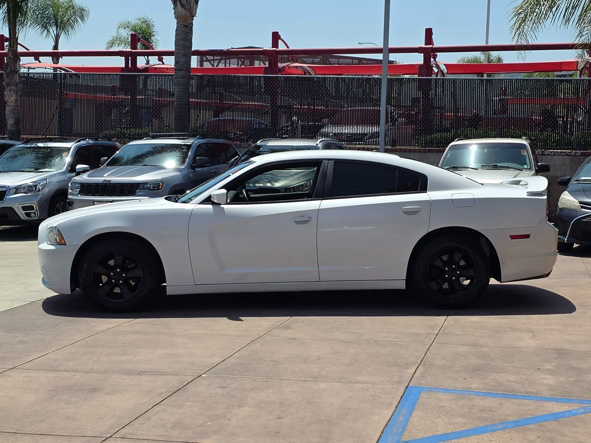 Used 2013 Dodge Charger SXT RWD image 10