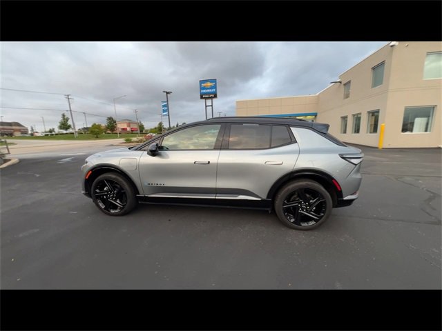 Used 2024 Chevrolet Equinox EV RS image 5