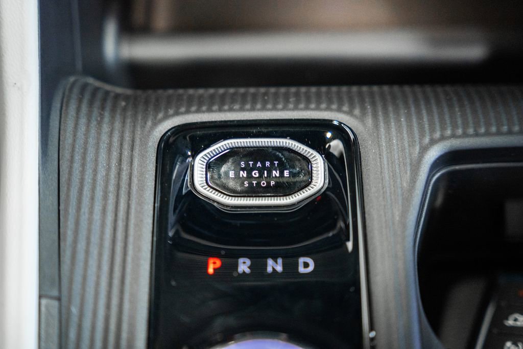 New 2026 Jeep Cherokee Overland w/ Advanced Pro Tech Group image 25