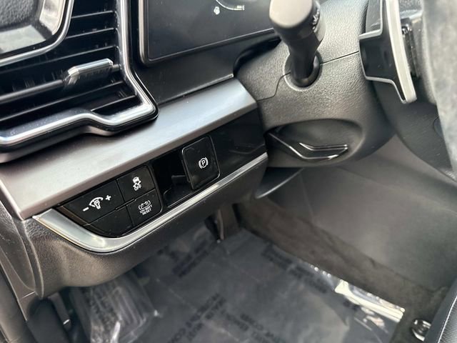 Used 2023 Kia Sportage EX image 26