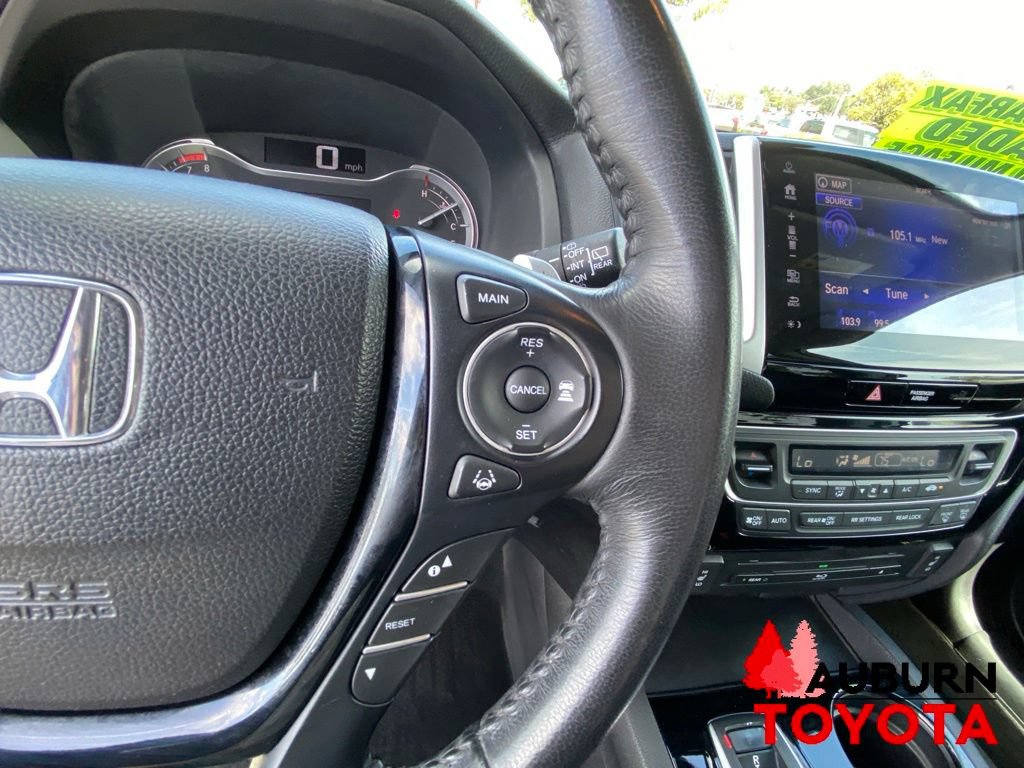 Used 2018 Honda Pilot Touring image 43