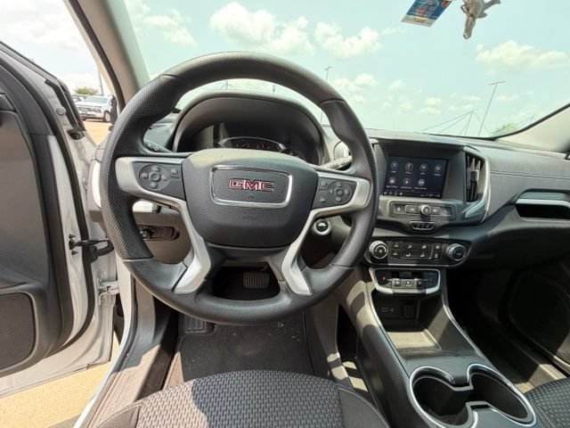 Used 2023 GMC Terrain SLE w/ Elevation Edition FWD image 14