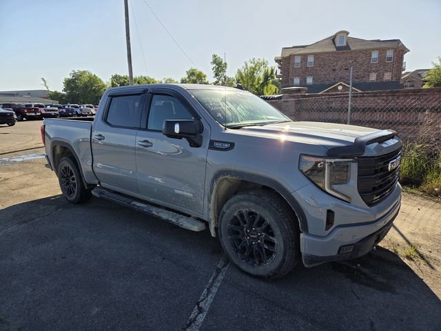 Used 2024 GMC Sierra 1500 Elevation w/ Elevation Premium Package AWD/4WD image 3