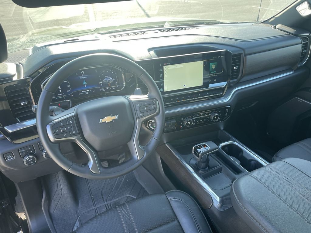 Used 2024 Chevrolet Silverado 1500 High Country w/ High Country Premium Package image 18