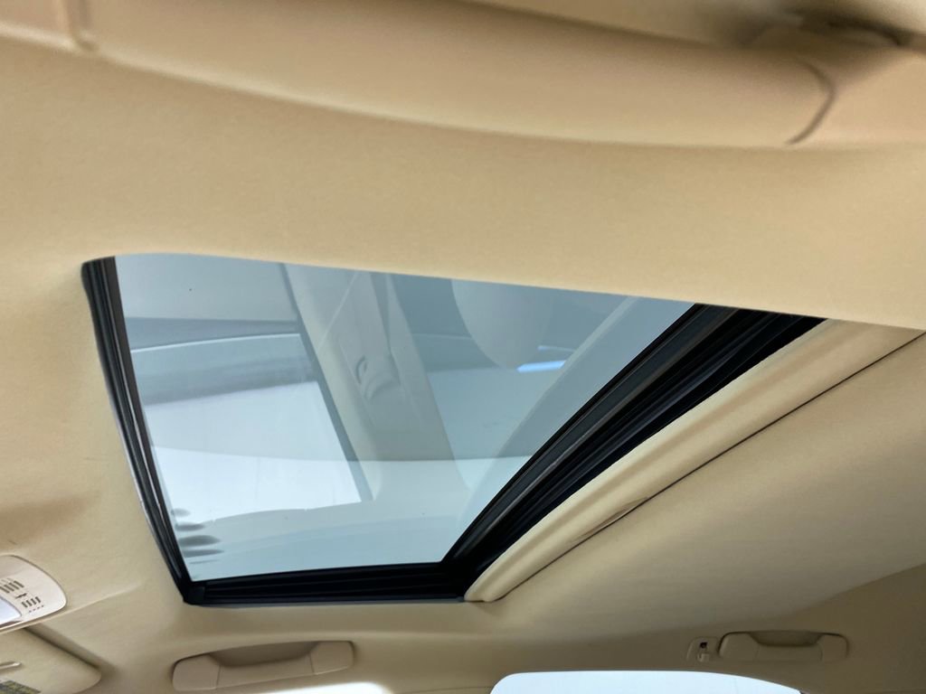 Used 2013 Lexus RX 450h FWD image 10