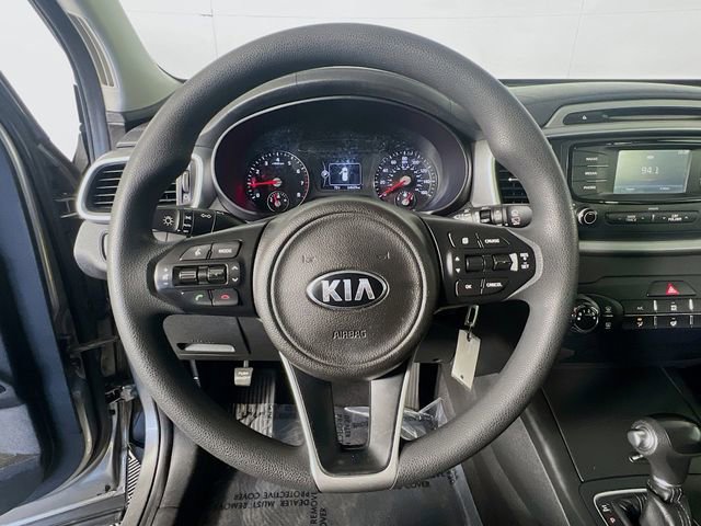 Used 2017 Kia Sorento LX image 16