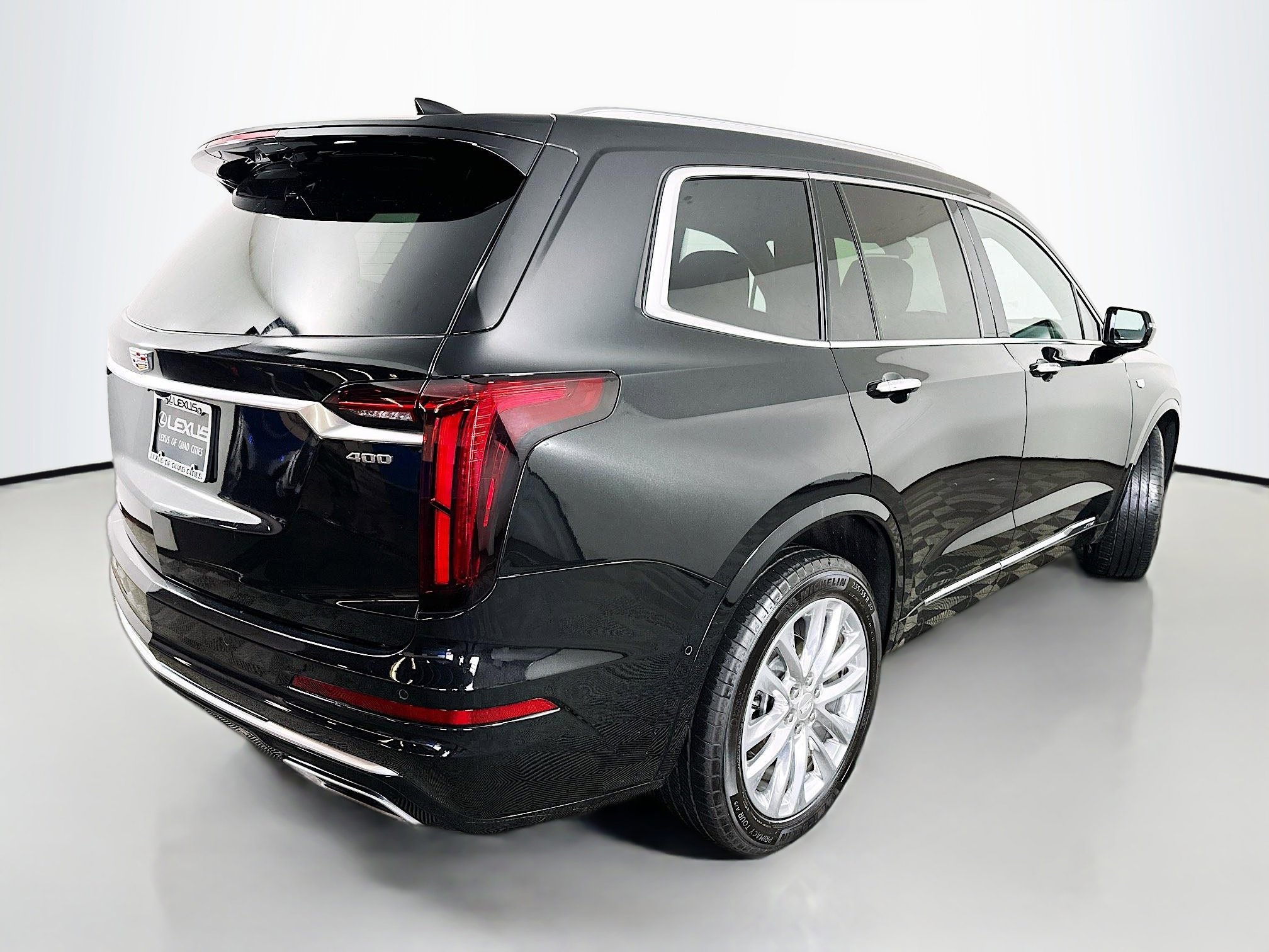 Used 2022 Cadillac XT6 Premium Luxury w/ Technology Package image 7