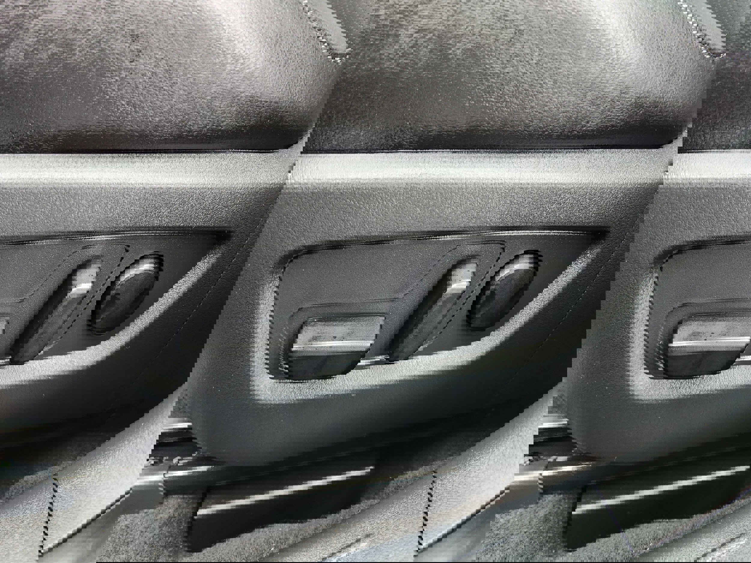 Used 2025 MAZDA CX-50 2.5 Turbo w/ Premium Plus Pkg image 11