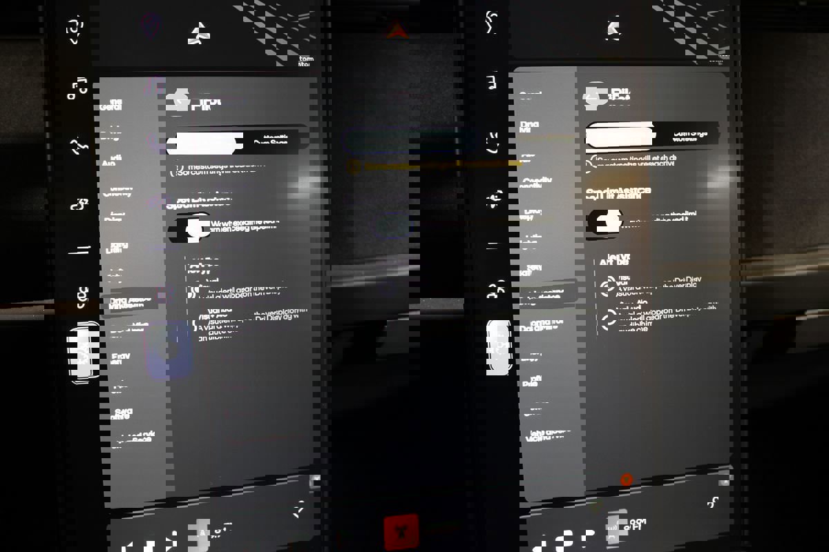 Used 2023 Fisker Ocean Extreme image 23