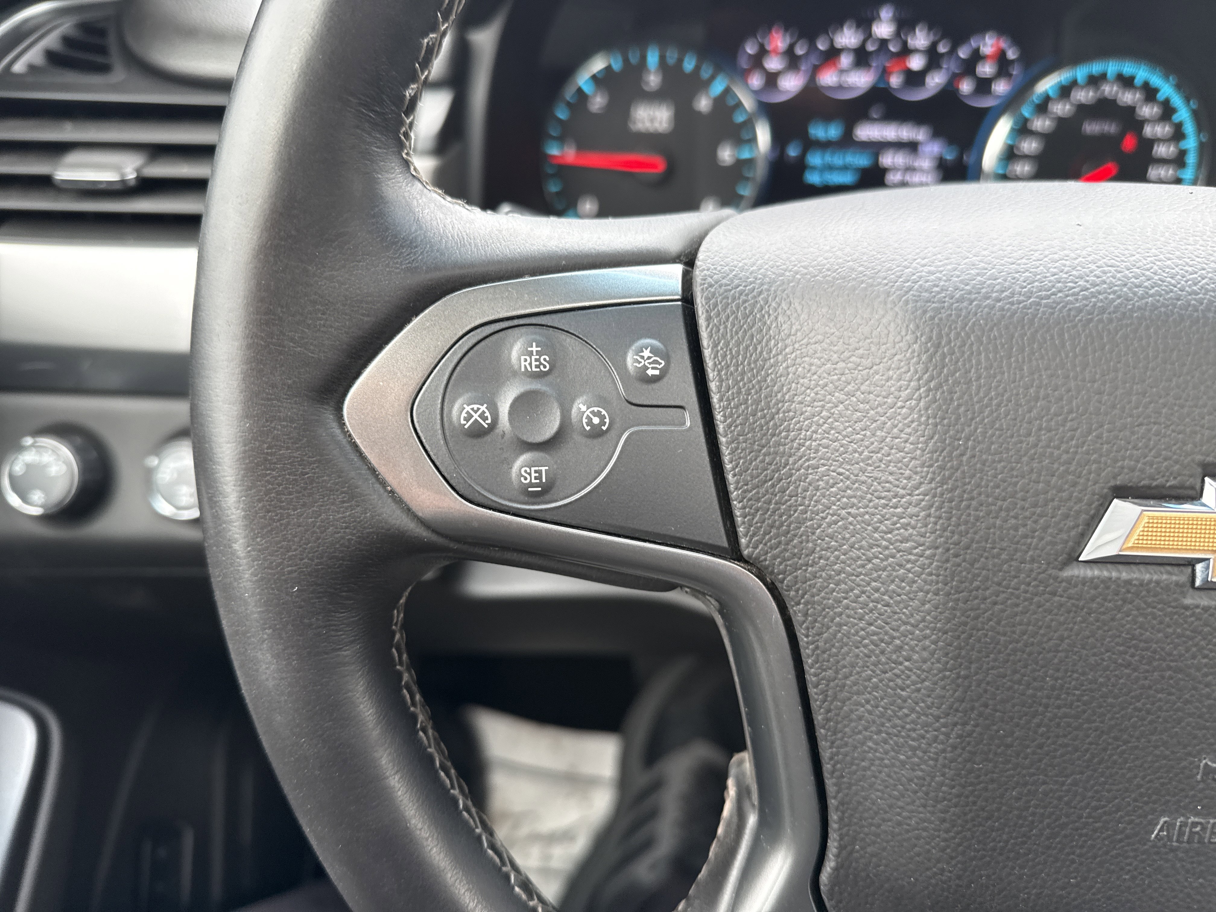 Used 2017 Chevrolet Tahoe LT image 23