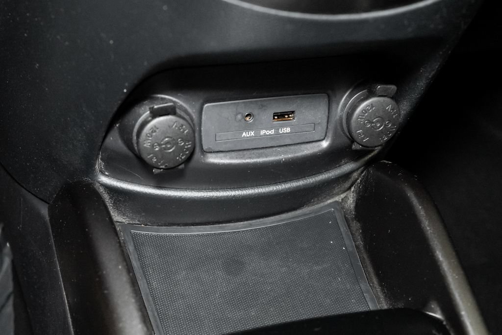 Used 2013 Kia Soul + FWD image 15