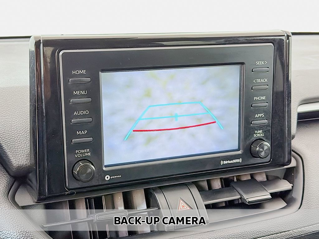 Used 2021 Toyota RAV4 LE image 4