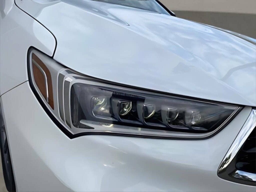 Used 2019 Acura TLX image 10
