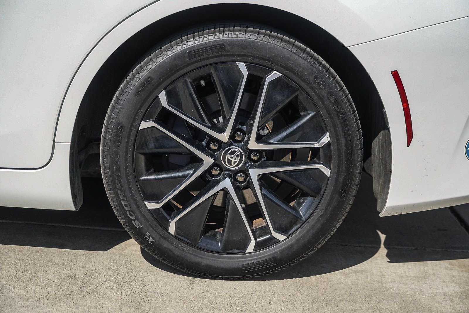 Certified 2021 Toyota Mirai RWD image 10