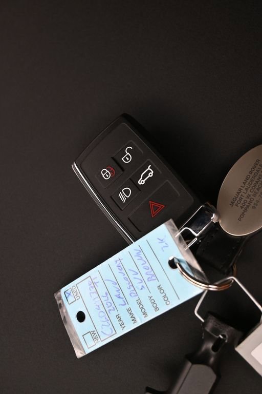 Used 2026 Land Rover Discovery Limited Edition image 32