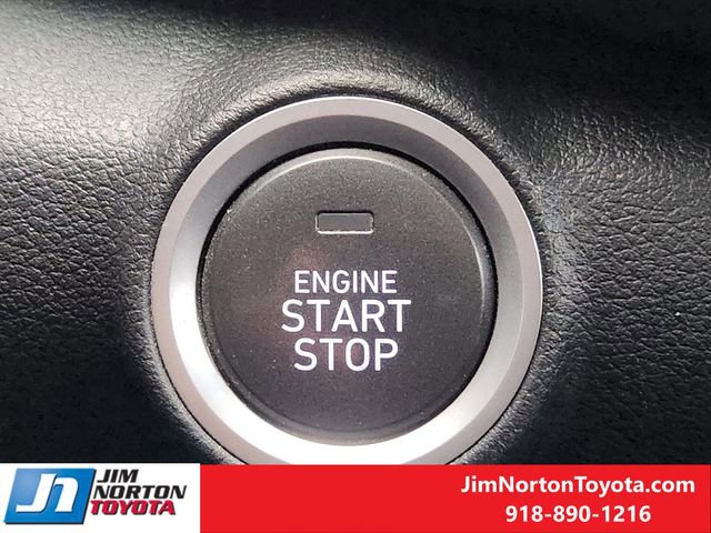 Used 2022 Hyundai Kona SEL image 23