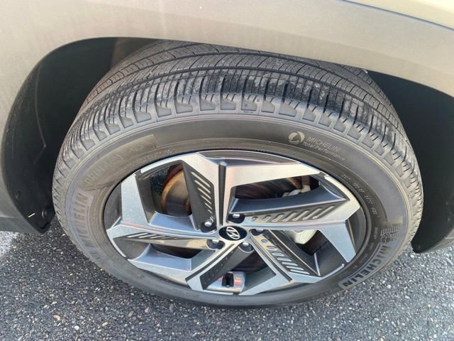 Used 2024 Hyundai Tucson Limited image 15