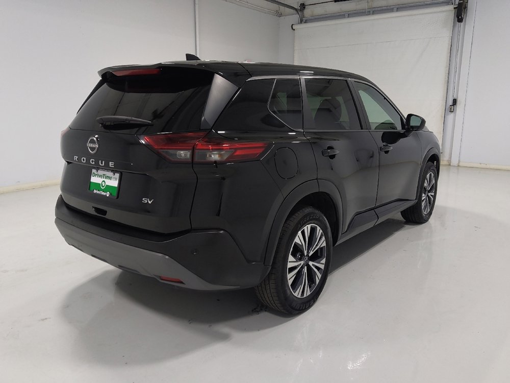 Used 2023 Nissan Rogue SV image 9