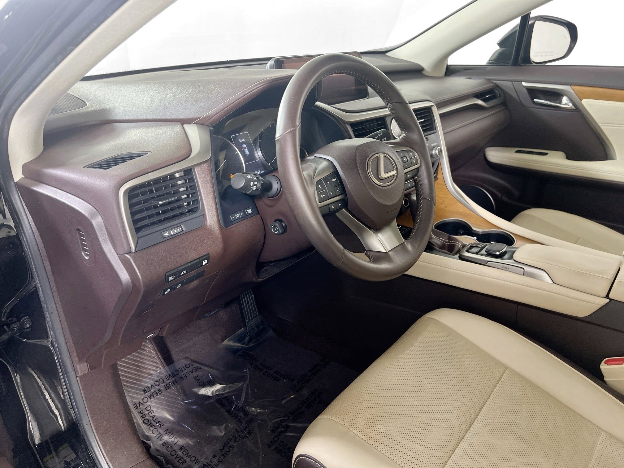 Used 2017 Lexus RX 450h AWD w/ Cold Weather Package image 9