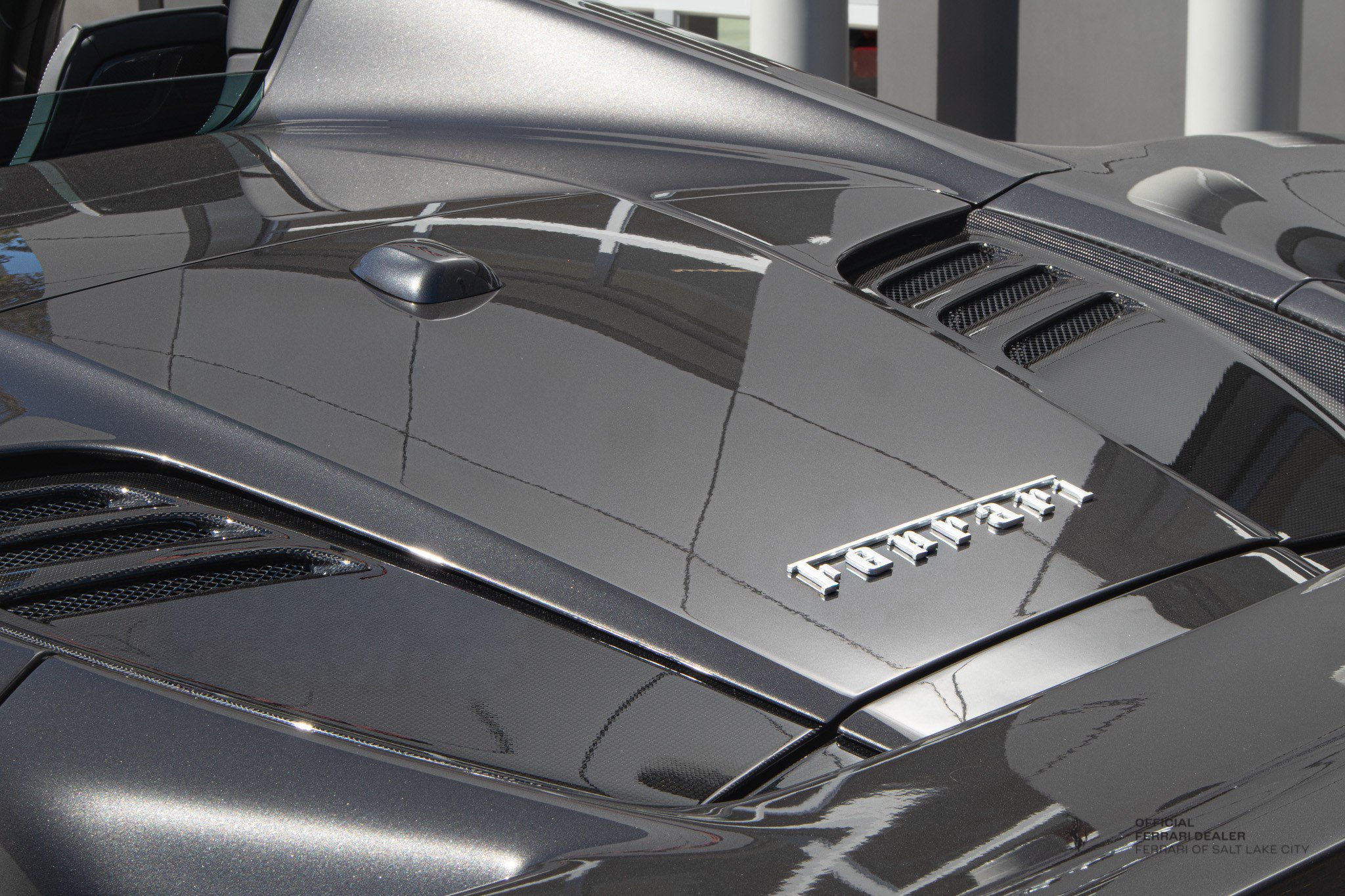 Used 2022 Ferrari F8 Tributo RWD image 6