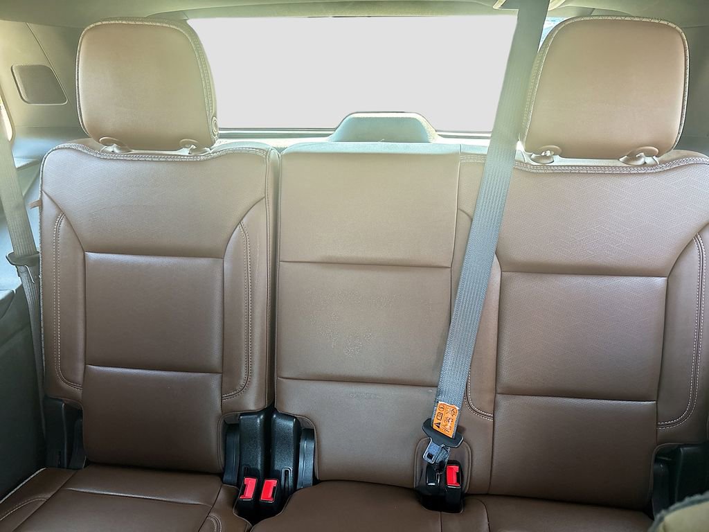 Used 2021 Chevrolet Tahoe High Country w/ Premium Package RWD image 21