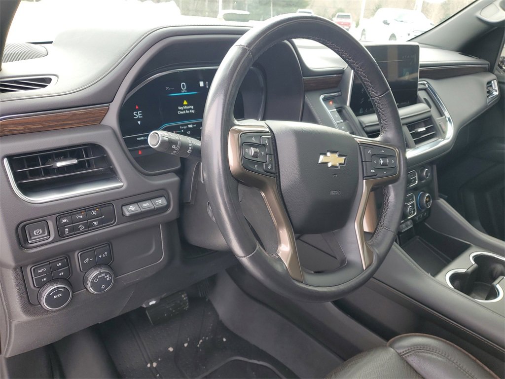 Used 2023 Chevrolet Suburban High Country image 13