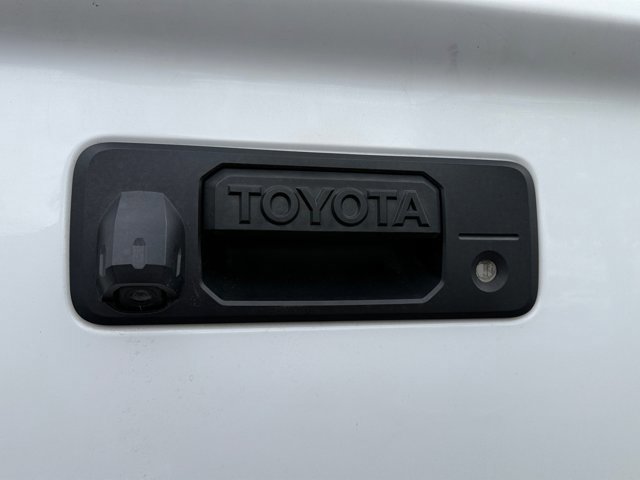 Used 2014 Toyota Tundra Limited w/ Limited Premium Package AWD/4WD image 37
