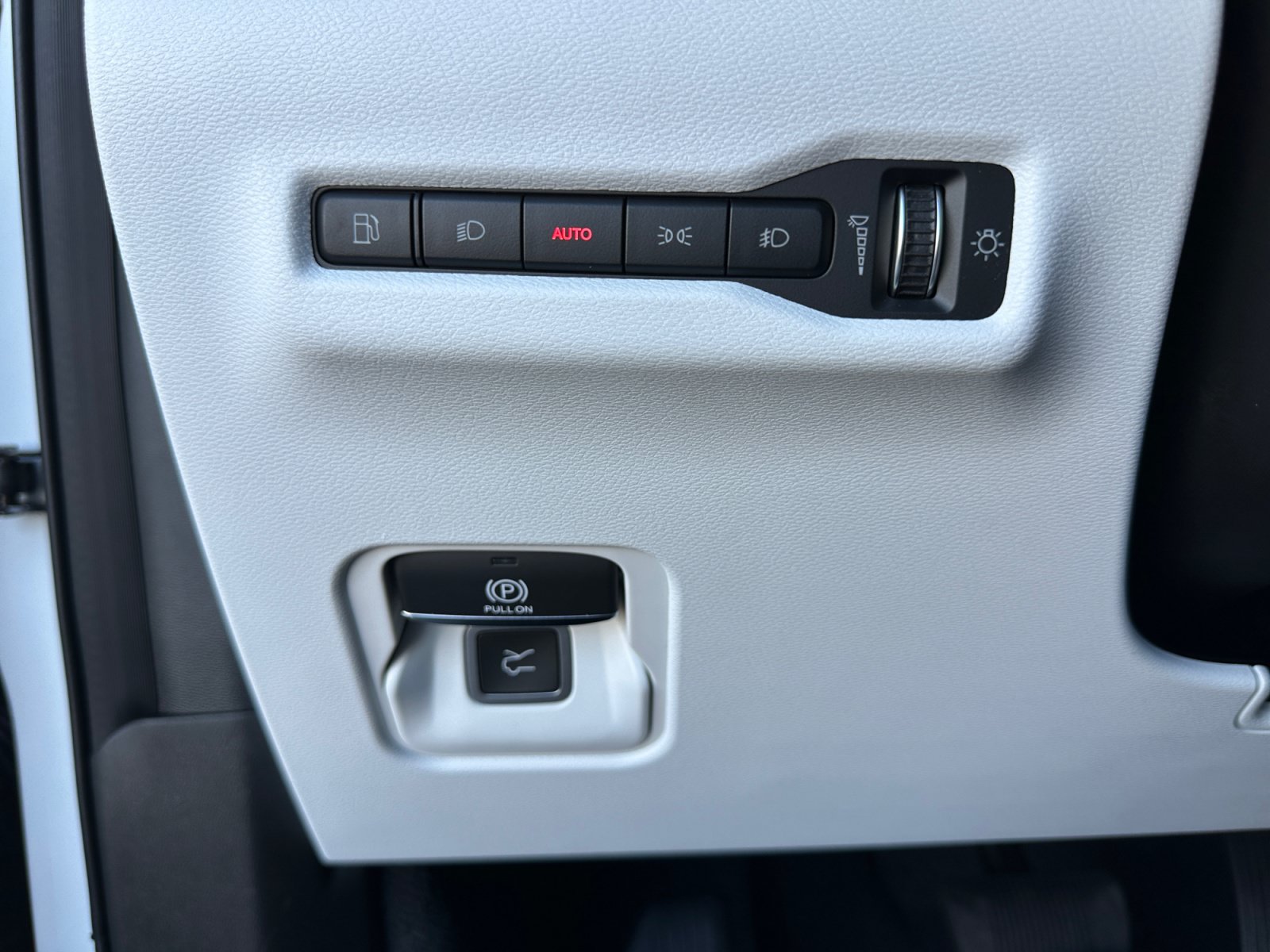 New 2026 Jeep Cherokee Overland AWD/4WD image 24