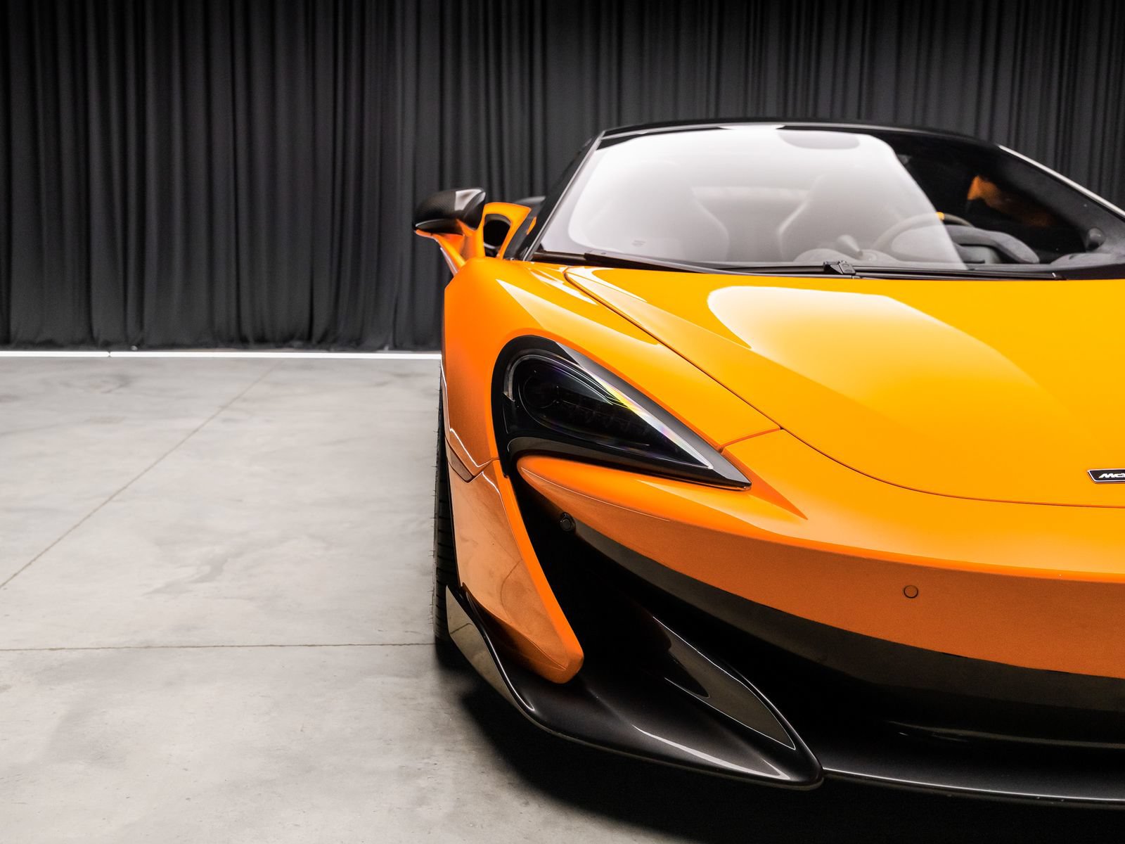 Used 2020 McLaren 600LT Spider RWD image 19