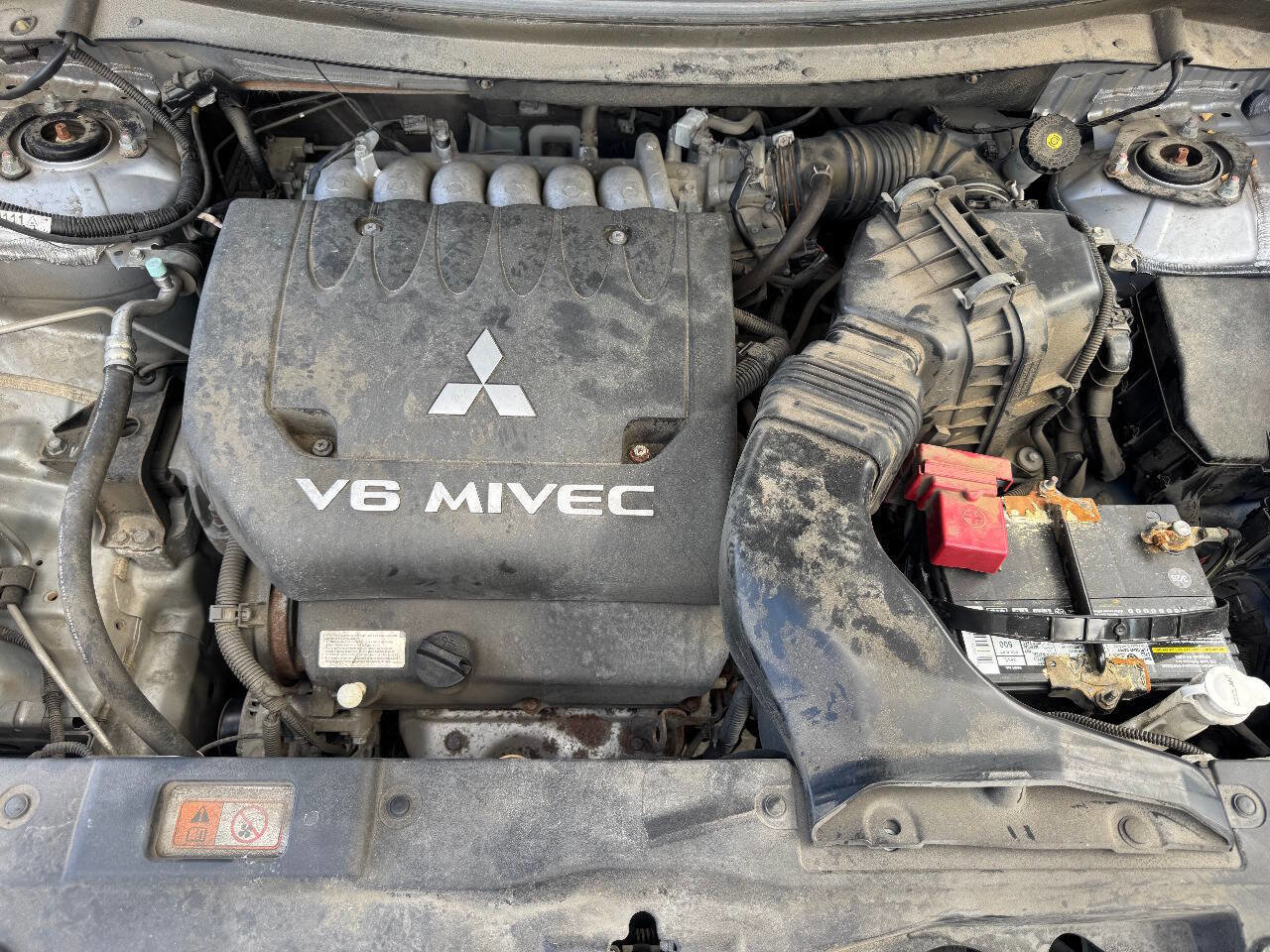 Used 2016 Mitsubishi Outlander GT image 23